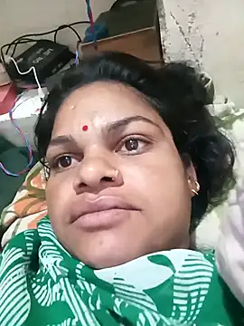 Snapshot of SHMA-77 chatting on 14, 11, 2025 SHMA-77 online show from 14, 11, 2025