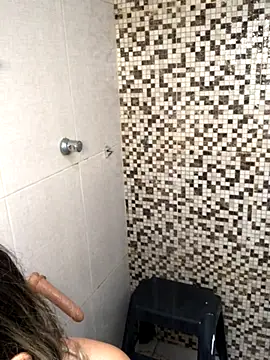 Snapshot of AlinemariaX chatting on 15, 10, 2025 AlinemariaX online show from 15, 10, 2025