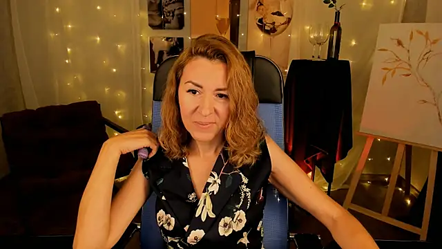 DonnaSmitth online show from 12, 10, 2025