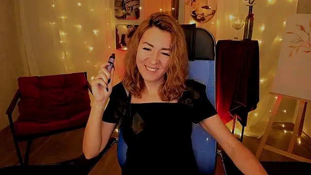 DonnaSmitth online show from 10, 11, 2025