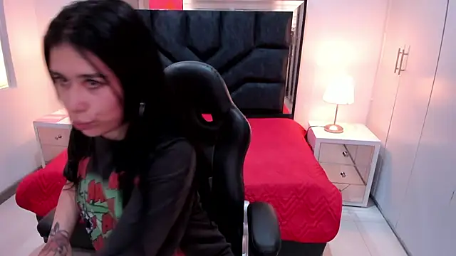 SusanVilla online show from 13, 11, 2025