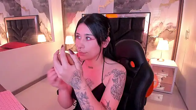 SusanVilla online show from 5, 3, 2026