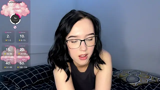 KayaNorth online show from 5, 10, 2025