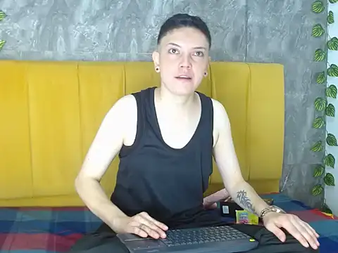 alexmadisoncm101 online show from 2, 11, 2025