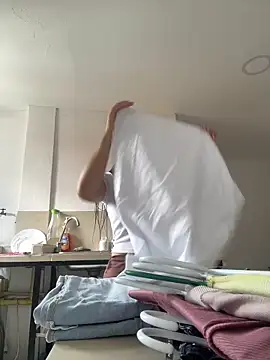 Amelia Rivas online show from 1, 4, 2026