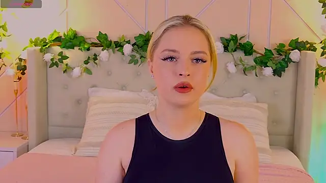 EllyLinn online show from 24, 4, 2026