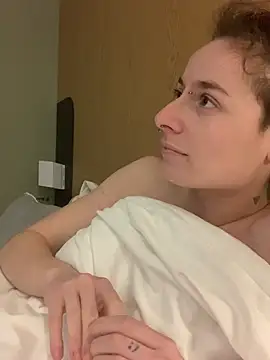 GoldenPussy1329 online show from 23, 2, 2026