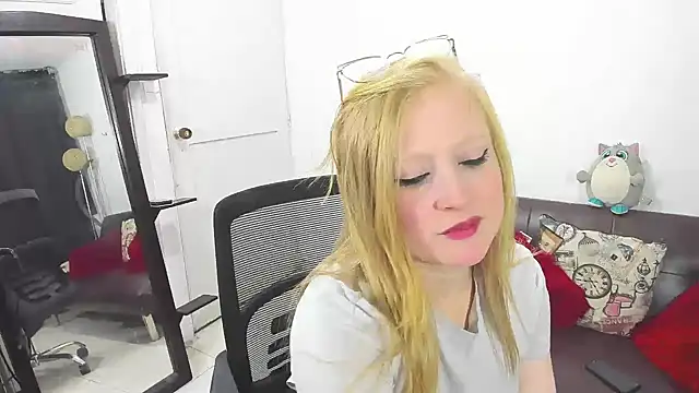 AliceCat 01 online show from 8, 2, 2026