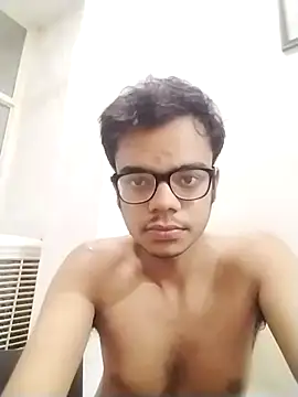 sexybobby13 online show from 12, 2, 2026