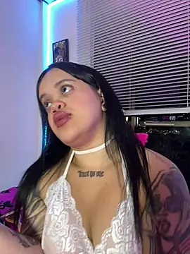 Snapshot of Sussyroxxx chatting on 20, 4, 2026 Sussyroxxx online show from 20, 4, 2026