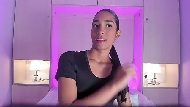 AnahiCollins online show from 23, 3, 2026