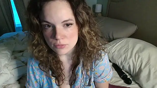 ClaireZX online show from 9, 10, 2025