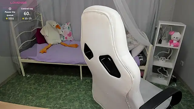 LindaRomero online show from 16, 11, 2025