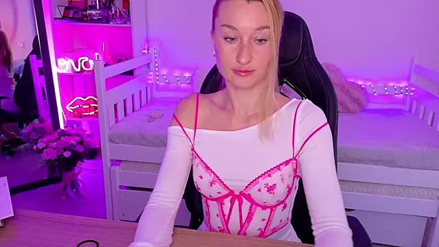 MysticRoxanne online show from 14, 1, 2026