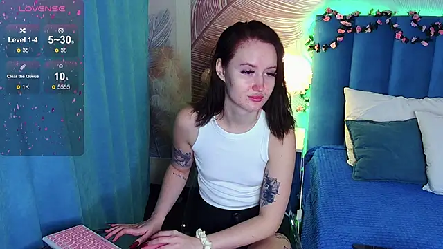Kendal foxy online show from 21, 10, 2025