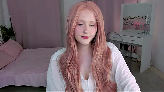 Snapshot of DelilahTaylor chatting on 18, 7, 2026 DelilahTaylor online show from 18, 7, 2026