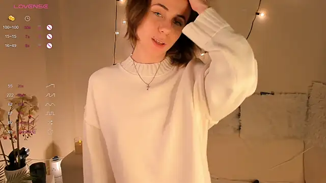 shyina meow online show from 22, 12, 2025