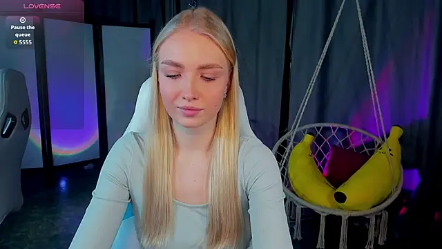 Snapshot of TessaGrays chatting on 1, 2, 2026 TessaGrays online show from 1, 2, 2026