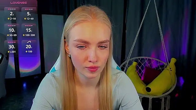 Snapshot of TessaGrays chatting on 2, 2, 2026 TessaGrays online show from 2, 2, 2026