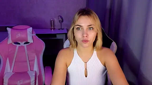 stefany and bettany online show from 12, 11, 2025