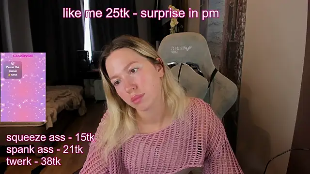 stefany and bettany online show from 25, 6, 2026