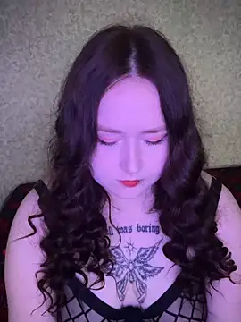 BambiGlow online show from 4, 10, 2025