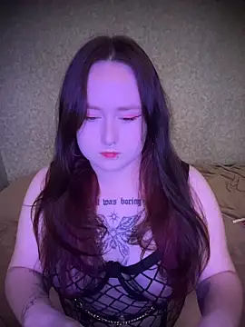 BambiGlow online show from 20, 10, 2025