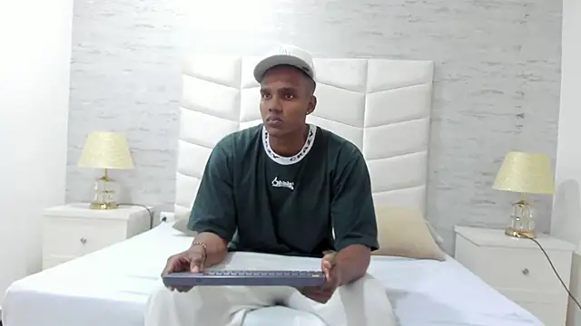 jax black online show from 20, 10, 2025