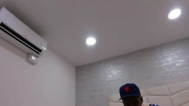 jax black online show from 15, 11, 2025