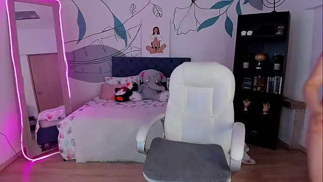 Goth Alice online show from 14, 12, 2025