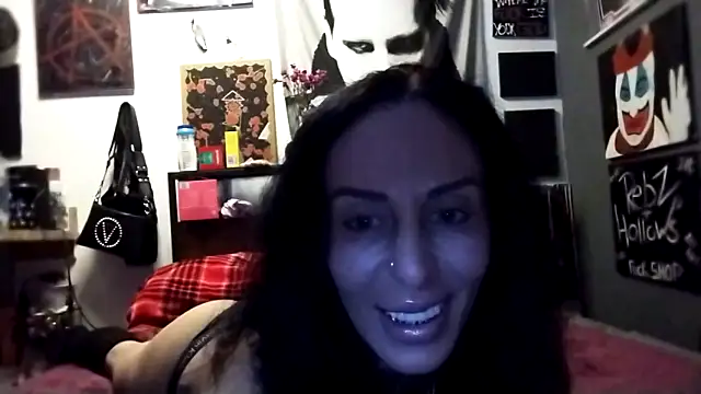 inkdhollow1 online show from 28, 10, 2025