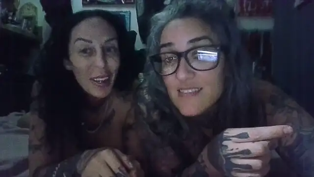 inkdhollow1 online show from 21, 6, 2026