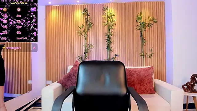 VenusCooper online show from 7, 1, 2026