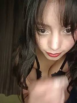 lizethavila online show from 24, 7, 2026