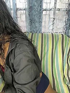 Snapshot of SukiyamaAsia chatting on 25, 2, 2026 SukiyamaAsia online show from 25, 2, 2026