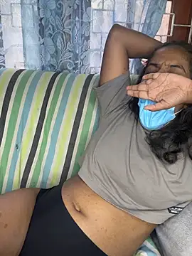 Snapshot of SukiyamaAsia chatting on 2, 3, 2026 SukiyamaAsia online show from 2, 3, 2026