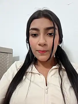 Sweed-virgin-pussy online show from 18, 5, 2026