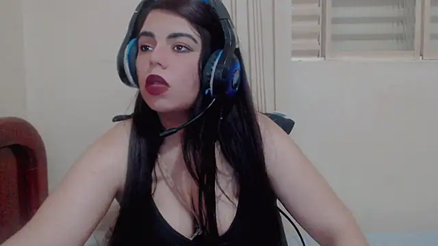 AgathaMendes online show from 15, 10, 2025