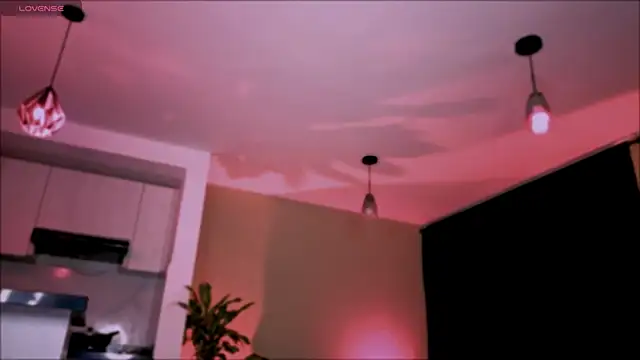 Snapshot of VanessaBlackrose chatting on 21, 10, 2025 VanessaBlackrose online show from 21, 10, 2025