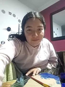 annyaparis online show from 6, 10, 2025