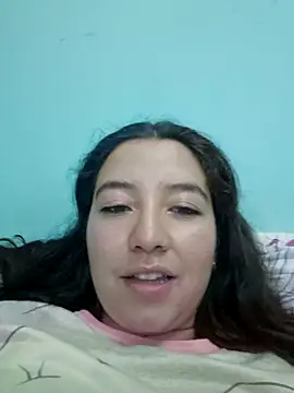 annyaparis online show from 15, 10, 2025