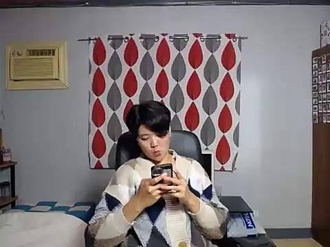 lady fingertips online show from 30, 9, 2025