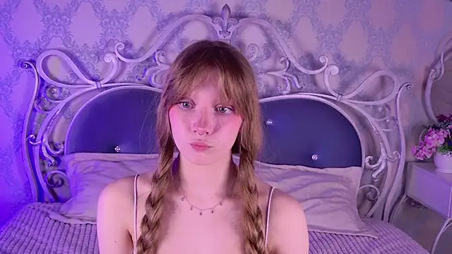 Snapshot of RoseGate chatting on 22, 10, 2025 RoseGate online show from 22, 10, 2025