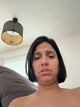 LaPetiteKim online show from 29, 10, 2025