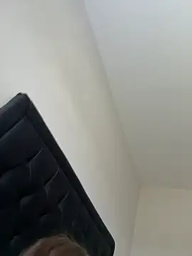 Snapshot of Victoria6989 chatting on 6, 10, 2025 Victoria6989 online show from 6, 10, 2025