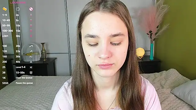 JinnyMcie online show from 31, 3, 2026