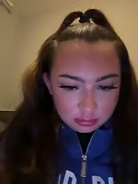 MadelineLeah online show from 5, 6, 2026