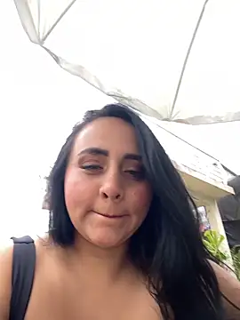 Snapshot of ValeryTorres_ chatting on 7, 4, 2026 ValeryTorres online show from 7, 4, 2026