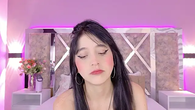 MeganR  online show from 12, 3, 2026