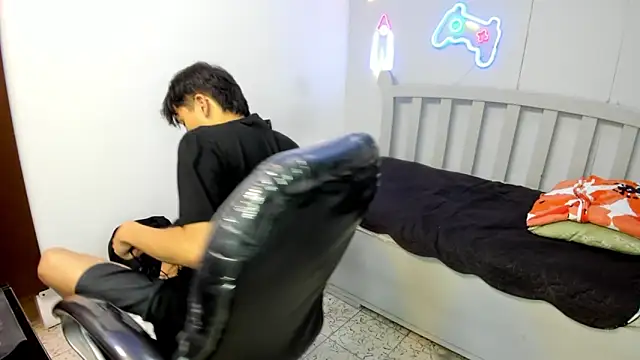 StiwenTwink online show from 29, 11, 2025